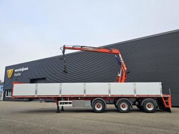 Pacton 2 X STEERING AXLE / LIFT AXLE / HIAB ROLLER CRANE